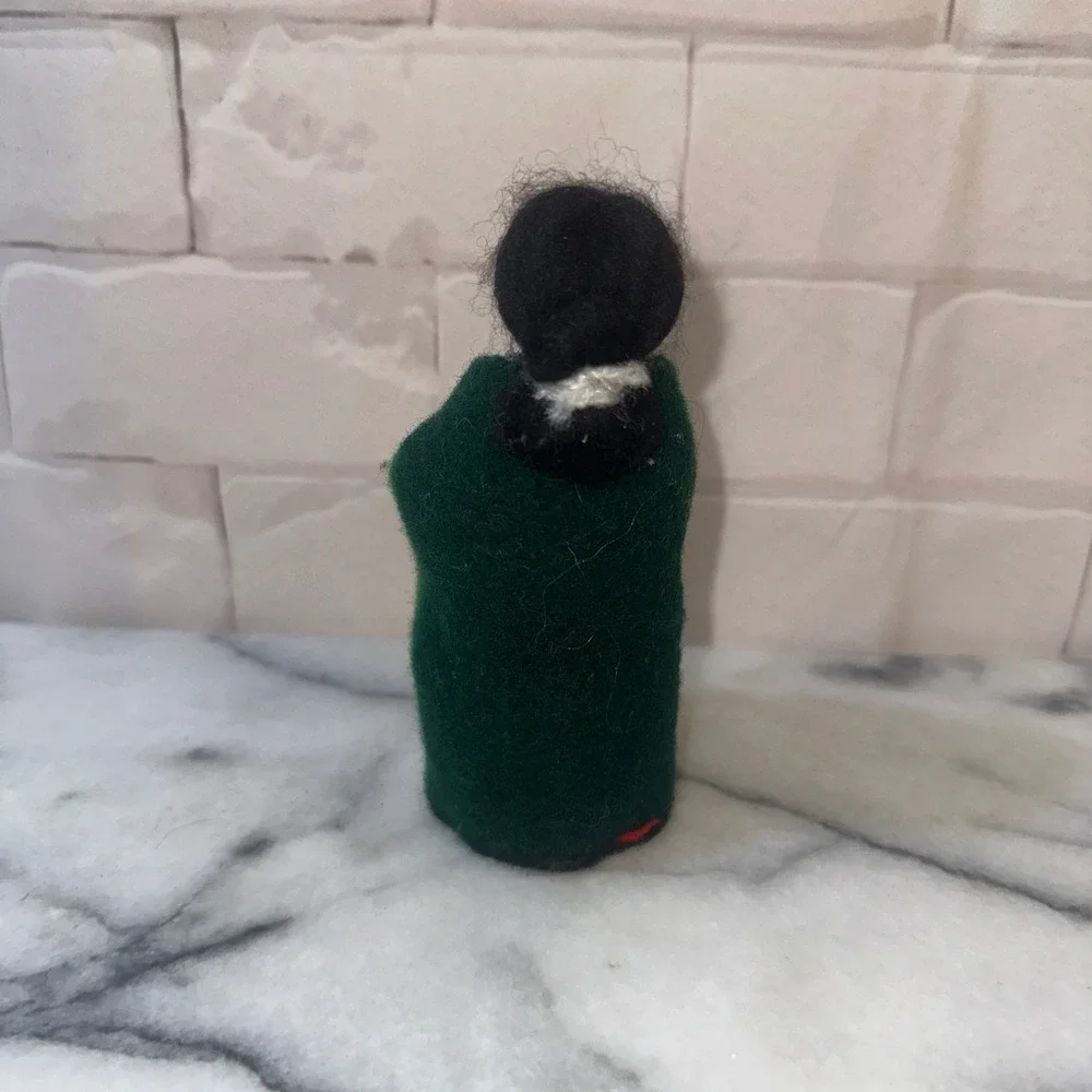 Vintage Native American Style Cloth Doll Wool Felt Rainbow Blanket Beaded 5in